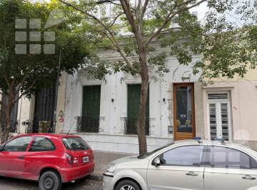 Local comercial · 120m² · Local en La Plata