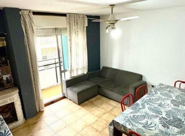 Departamento · 68m² · 5 Ambientes · Dto 2 Dorm + Comodín Balcón Al Frente Centro
