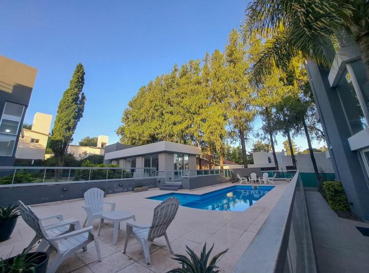 Departamento · 90m² · 7 Ambientes · 1 Cochera