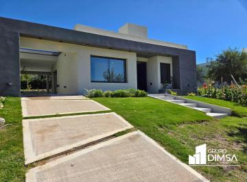 Foto · A Estrenar! Casa en Venta 2 Dorm de Diseño Bien Pensado. Barrio Privado Tejas IV