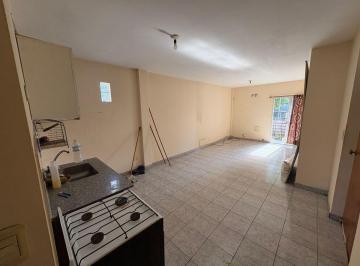 Departamento de 2 ambientes, Morón · Departamento 2 Ambientes en Alquiler - Bajas Expensas - Excelente Ubicación - Morón Centro