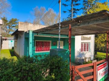 Casa de 2 ambientes, General Belgrano · Casa 2 Dorm. | 200 m² | Amplio Patio con Deposito | Barrio Parque