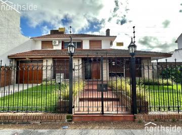 Casa · 750m² · 5 Ambientes · 1 Cochera · Casa en Alquiler Martinez - Santa Fe/fleming