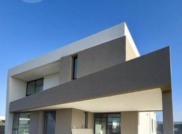 Casa · 200m² · 4 Ambientes · 3 Cocheras · Casa en Venta - Barrio San Simón, Canning