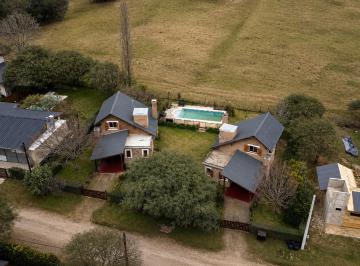 Casa de 3 ambientes, Villa General Belgrano · Complejo de 2 Cabañas en Venta | Villa General Belgrano | Habilitación Comercial | Equipado