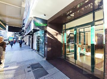Departamento · 56m² · 3 Ambientes · Departamento 3 Ambientes en Zona Comercial Av Rivadavia y Acoyte en Caballito