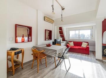 Departamento · 42m² · 2 Ambientes · Venta 2 Amb Recoleta Al Frente Piso Alto. Apto Credito