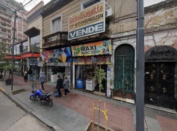 Local comercial · 150m² · Alquiler Local Comercial Av Rivadavia y Nazca