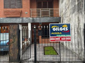 Departamento · 63m² · 3 Ambientes · 1 Cochera · Alquiler Duplex 3 Ambientes en Haedo