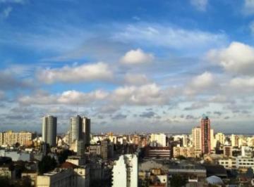 Departamento · 43m² · 2 Ambientes · Av Belgrano Al 3200 Amenities Dos Ambientes Luminoso Balcón