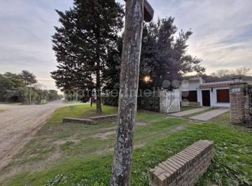 MRE-MRE-2498_2 · Quinta en Parque de 800 m con Arboles a 2 Cuadras de La Laguna de Chascomus