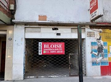 Local comercial , Boedo · Local 3.90 Frente X 12 Fondo con 2 Baños y Depósito