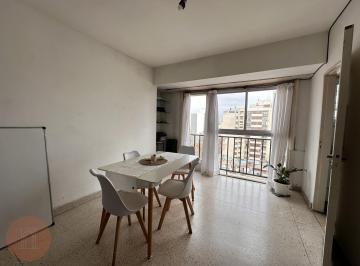Departamento · 36m² · 1 Ambiente · En Venta - Amplio Monoambiente Al Frente en Zona Centro
