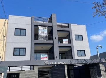 Departamento · 84m² · 3 Ambientes · 1 Cochera · Alquiler Departamento Merlo 2 Dorm. Cochera