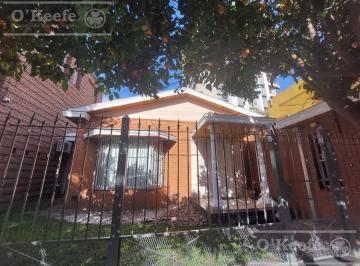 Casa · 170m² · 4 Ambientes · 1 Cochera · Casa 4 Ambientes en Alquiler - Quilmes Centro