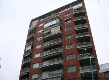 Departamento · 60m² · 3 Ambientes · 1 Cochera · 3 Ambientes en Alquiler con Balcón y Cochera Fija en Nuñez