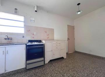 PH · 28m² · 2 Ambientes · Venta | Permuta - Departamento de 1 Dormitorio - Centro, Rosario.