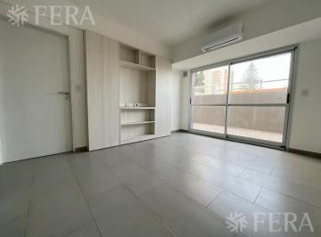 Departamento · 42m² · 2 Ambientes · Venta Departamento 2 Ambientes con Patio en Avellaneda