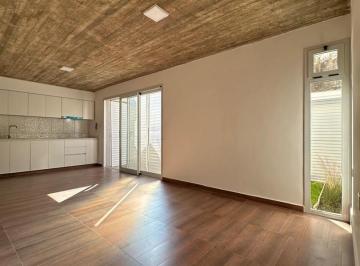 PH · 60m² · 3 Ambientes · Departamento PH en Alquiler en Banfield Este, Banfield, Lomas de Zamora