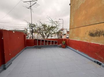 PH · 55m² · 2 Ambientes · Casa en Lanús Este