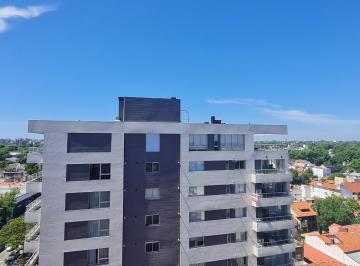 Departamento · 40m² · 2 Ambientes · Departamento de 2 Ambientes con Excelente Luminosidad y Amplia Conectividad - en Alquiler