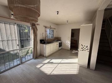 PH · 130m² · 5 Ambientes · PH Cinco Ambientes en Villa Dominico - Avallenda