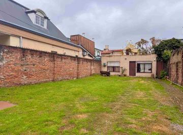 Casa · 119m² · 4 Ambientes · 1 Cochera · Casa 4 Amb en Lindisimo Terreno 320 m