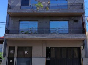 Bodega-Galpón , Pompeya · !venta Galpon en Pompeya/parque Patricios con Oficinas Impecable!