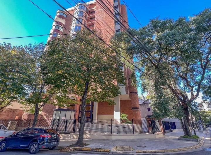 Departamento · 310m² · 6 Ambientes · 2 Cocheras