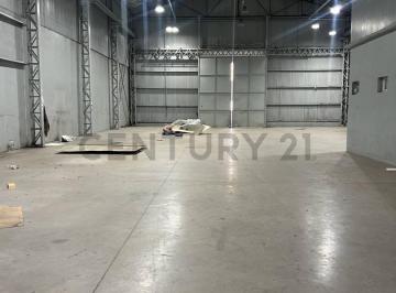 Oficina comercial · 700m² · 6 Cocheras · Alquiler Galpón con Piso de Hormigón Llaneado