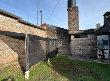 Casa · 109m² · 4 Ambientes · Venta /vivienda 2 Dorm./esquina