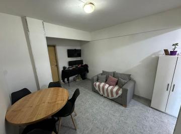 Departamento · 45m² · 3 Ambientes · Departamento 3 Amb.–pompeya, a 2 Cuadras del Subte