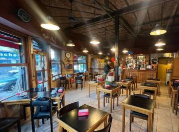 Local comercial · 80m² · 4 Ambientes · Venta de Local con Terraza en Villa General Mitre