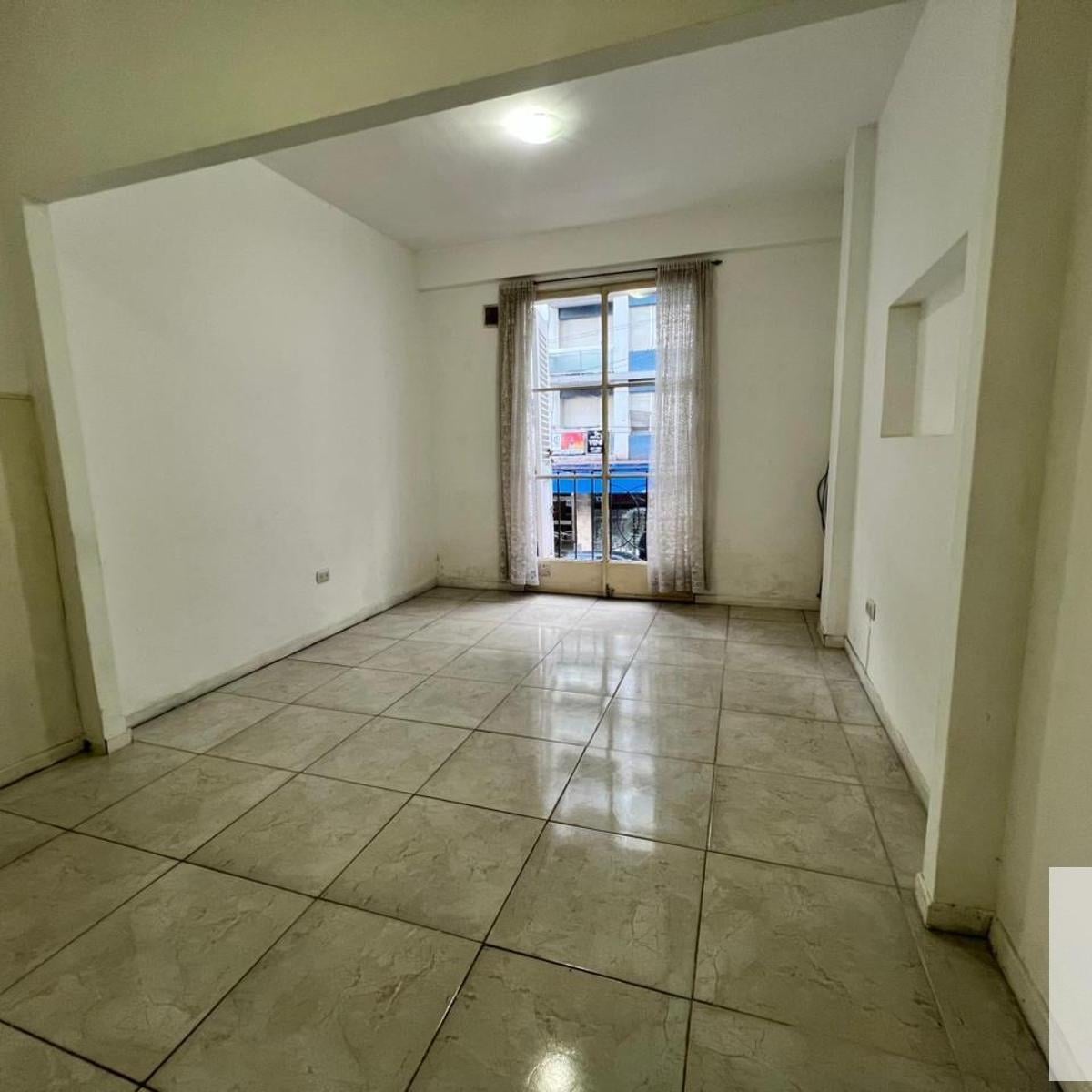 Depto 1 dorm, 23m² con balcón — Sarmiento