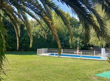 Casa · 2900m² · 2 Ambientes · Finca en Barrio Los Naranjos
