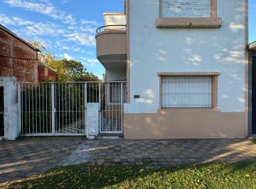 Casa · 249m² · 7 Ambientes · Casa en Venta Centro Ensenada