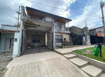 imagen1 · Casa PH de 3 Ambientes en Alquiler