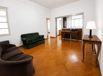 Departamento · 75m² · 3 Ambientes · Venta de Departamento en Almagro Excelente Ubicación