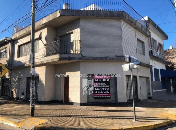 Casa · 200m² · 5 Ambientes · 1 Cochera