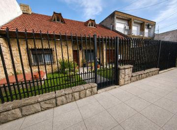 Casa · 262m² · 6 Ambientes · 1 Cochera · Venta Casa 6 Ambientes Ramos Mejia