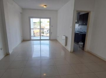 Departamento · 55m² · 2 Ambientes · Departamento 2 Ambientes Amplio en Alquiler en Castelar Sur