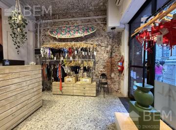Local comercial · 44m² · Local en Recoleta - 4 m de Frente