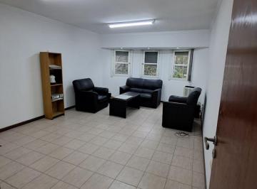 PH de 4 ambientes, Mar del Plata · 4 Ambientes en Plata Alta/ 3 Despachos - Apto Profesional