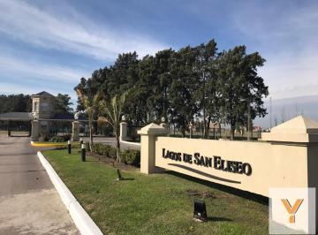 Casa · 190m² · 5 Ambientes · Casa en Venta - 3 Dorm. 2 Baños - Presidente Perón