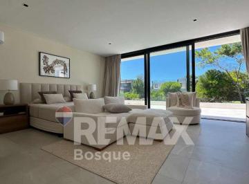 Casa · 500m² · 6 Ambientes · Casa 6 Ambientes - Costa Esmeralda