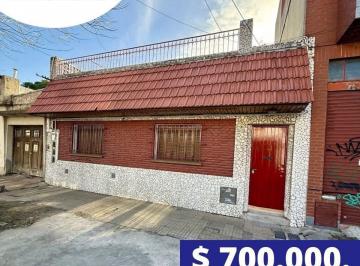 PH de 2 ambientes, Avellaneda · Dpto Tipo Casa Al Frente de 2/3 Ambientes con Terraza