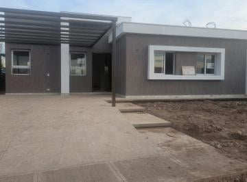 Casa · 128m² · 5 Ambientes · 2 Cocheras · Venta Casa a Estrenar 3 Dor. Milcayac 2 Maipu