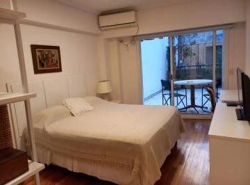 Departamento de 1 ambiente, Recoleta · Amplio Monoambiente Dividido en Recoleta con Patio Privado (Wifi Cocina Baño Completo)