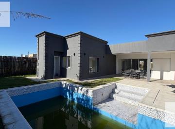 Casa · 150m² · 4 Ambientes · Casa - San Pablo