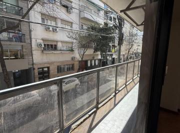 Departamento en Venta de 4 ambientes · Departamento Remodelado en Venta en Recoleta | 3 Dorm., Cochera y Baulera